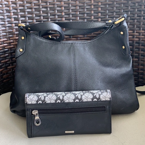 BORN Shoulder Bag with Leather RELIC  Wallet - Picture 2 of 16